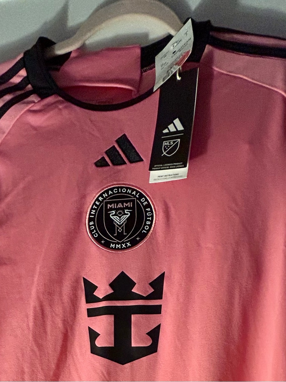 NWT Miami jersey, MLS. Ladies Large, pink Adidas inter Miami jersey. Slim fit. - Picture 9 of 16